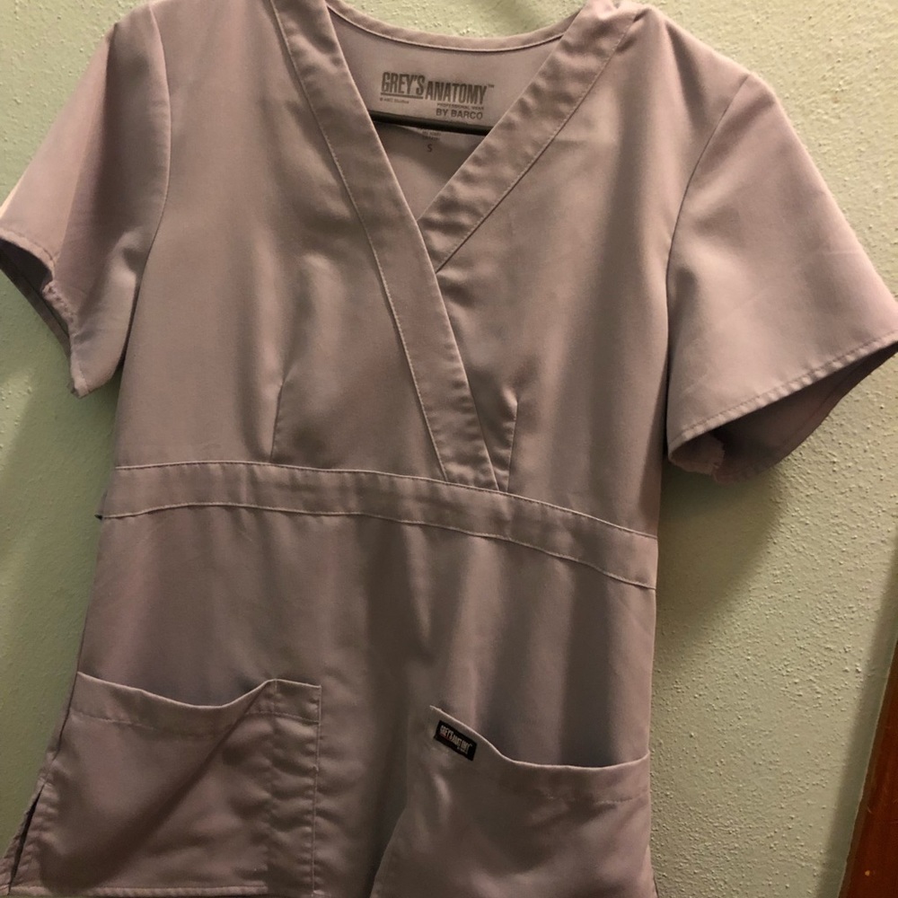 Grey’s Anatomy scrubs top
